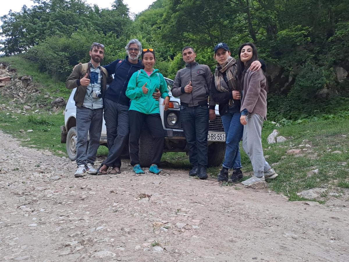 Khinalig Izzet's Riverside Homestay Xinaliq
