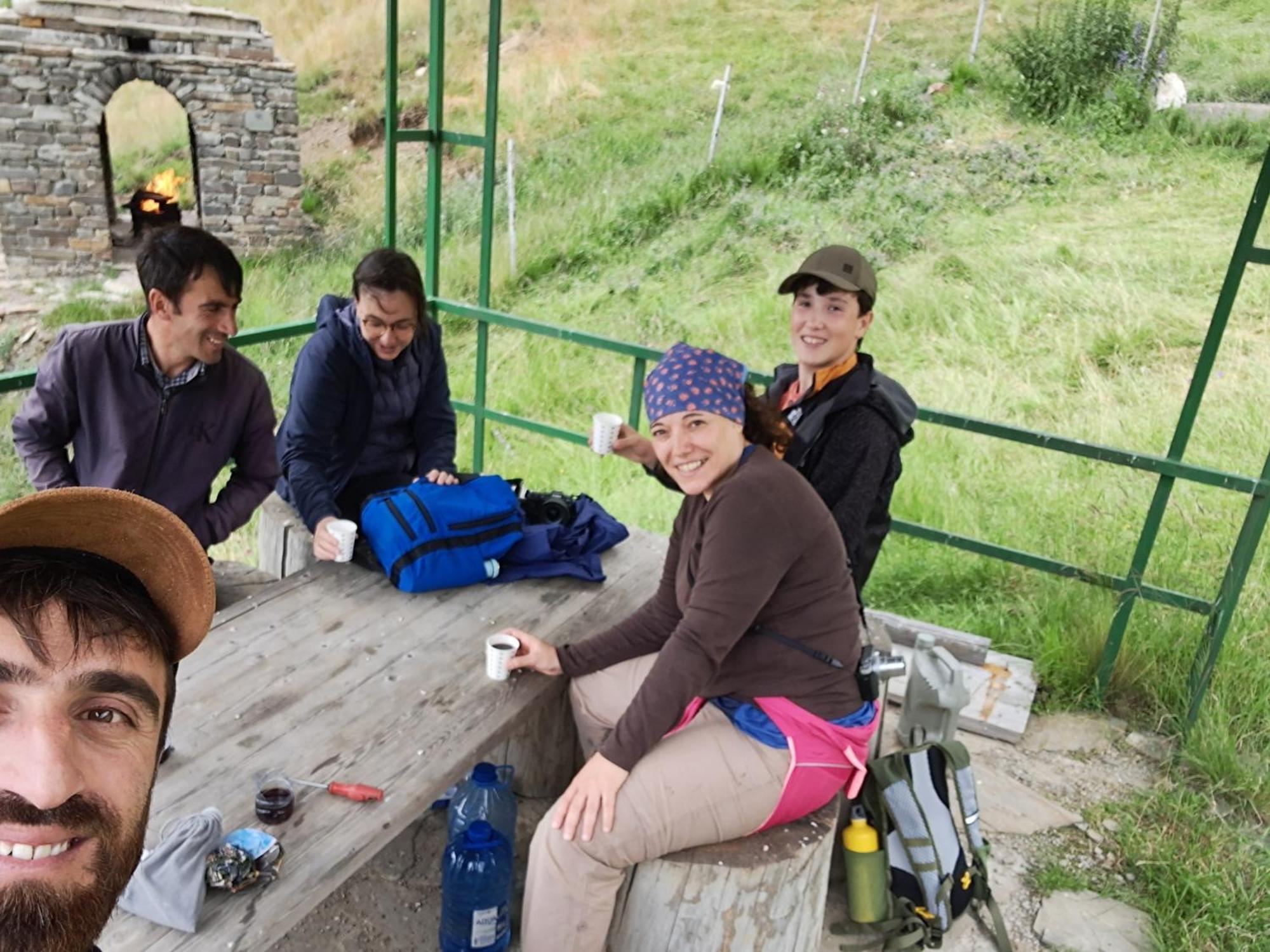 Khinalig Izzet's Riverside Xinaliq